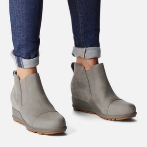 Women's Sorel Evie Pull On Bootie in Quarry Gum II